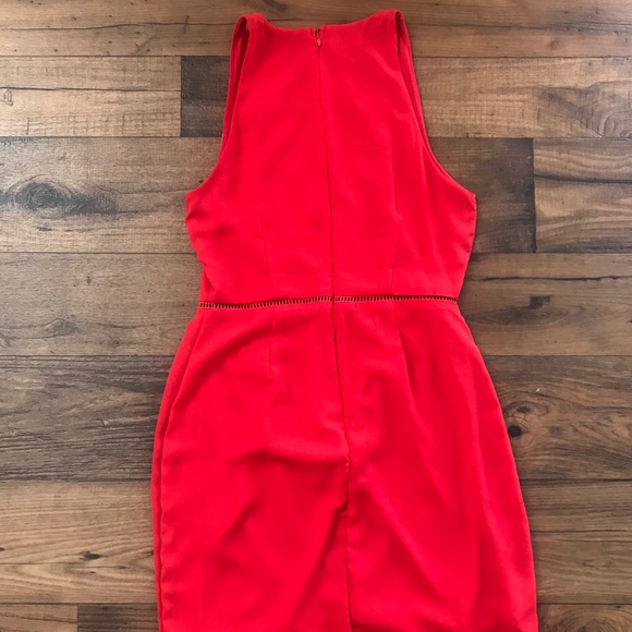 Red dress for any occasion! - Picture 2 of 6